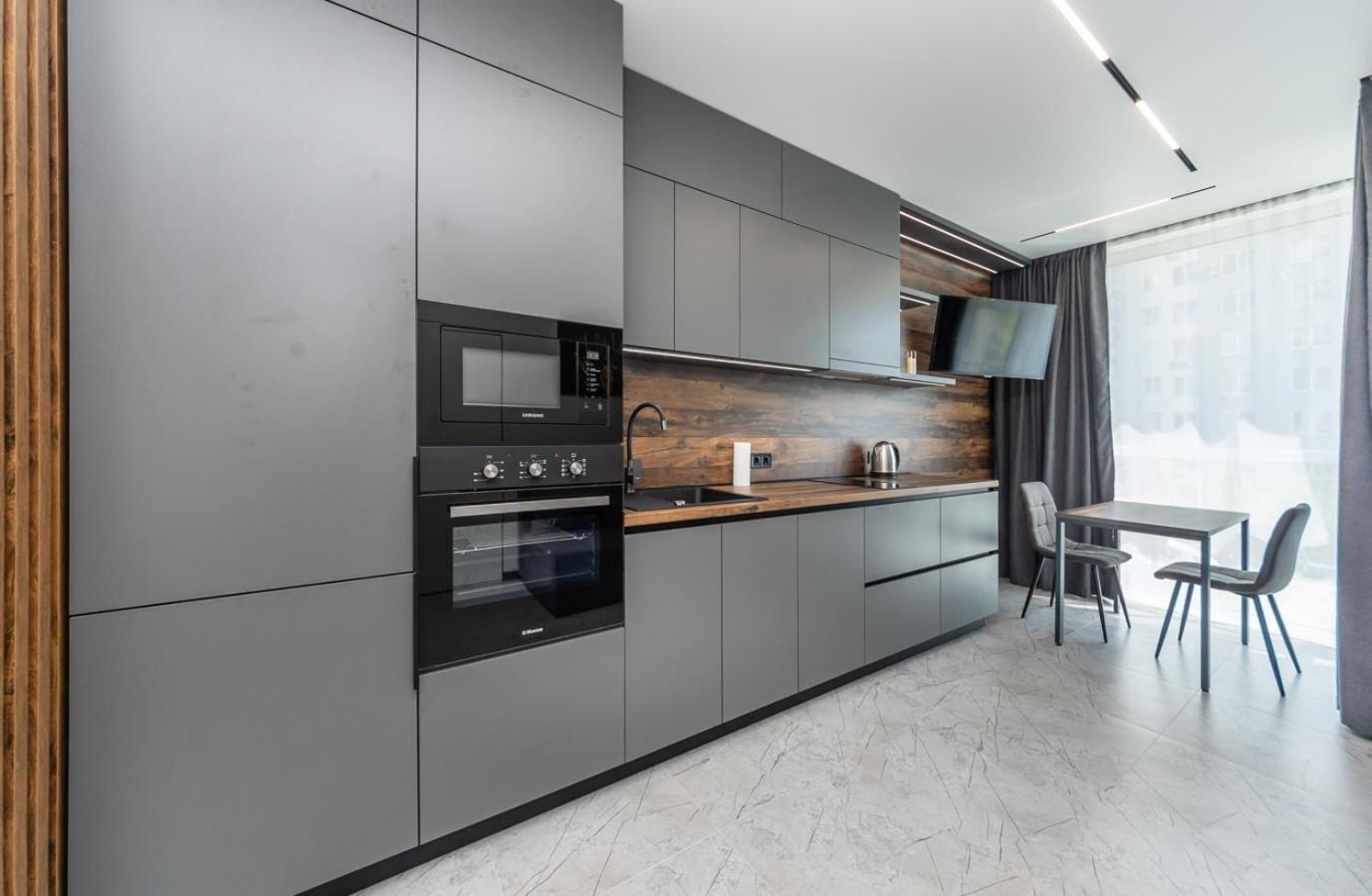 Апартаменти Метро Вирлиця Kiev Exteriör bild